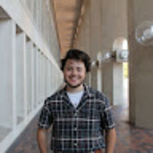 Meet your Posher, Levi